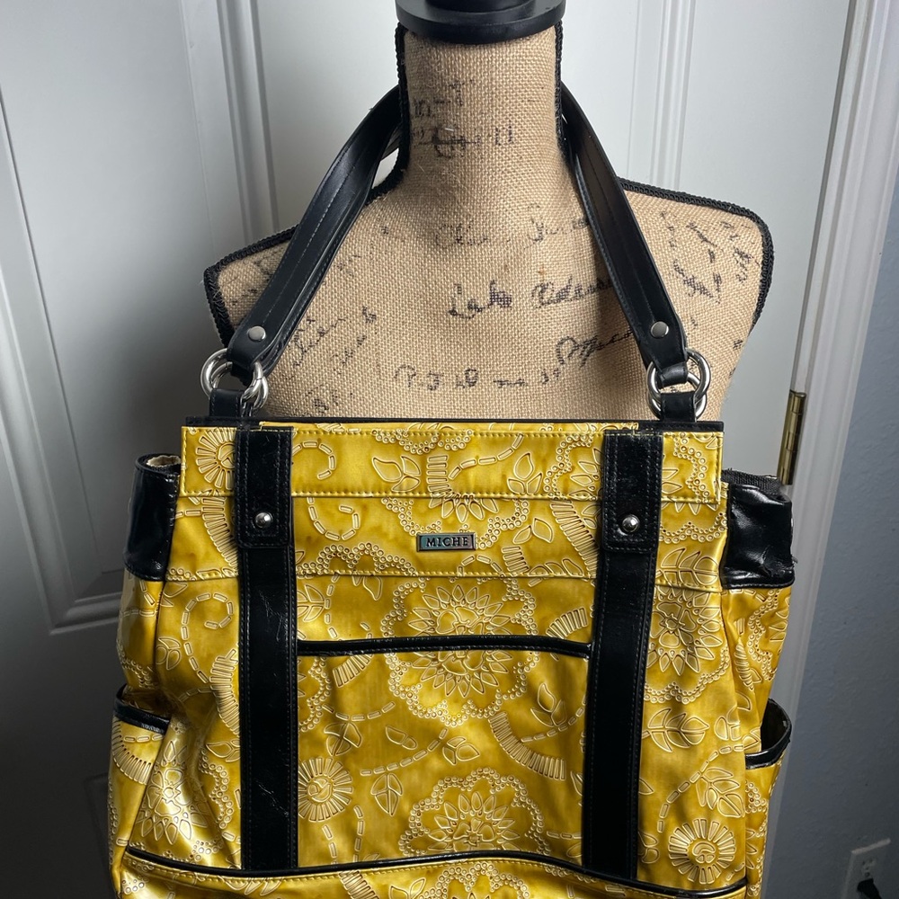 Miche Large Tote with yellow Nicole Yellow and Black Embossed shell